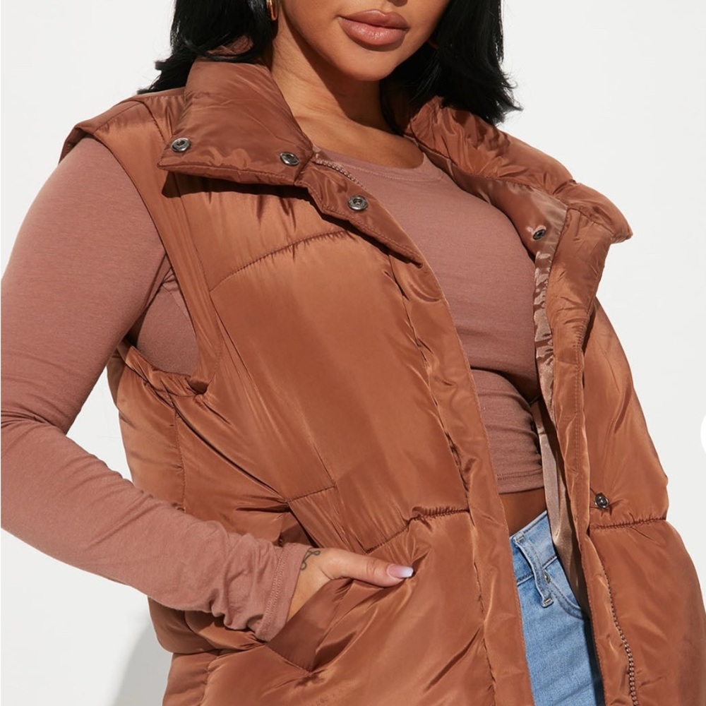 Fashion Nova Brown Puffer Jacket with Quilted Design and High Collar